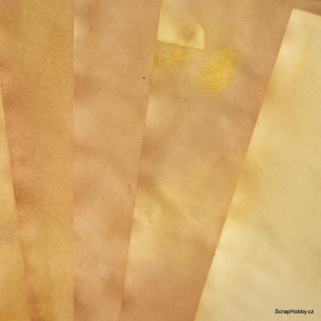 Papíry žluto-hnědé