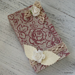 Dárková krabička s růžičkami